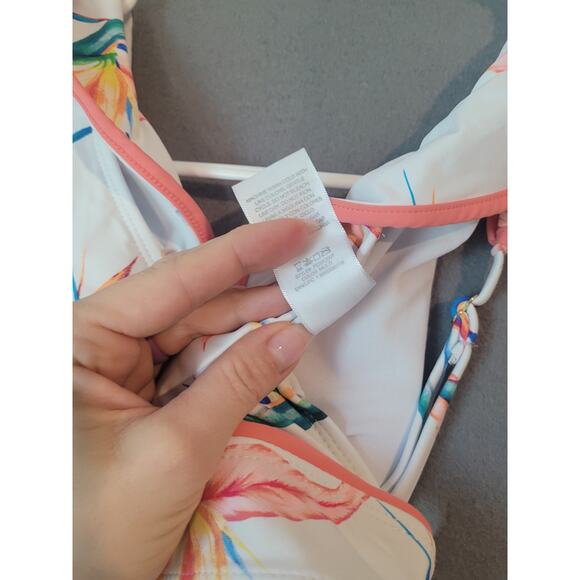 Time and Tru Bird of Paradise Swim Top White Size M 8–10 Bikini EUC - Picture 8 of 8